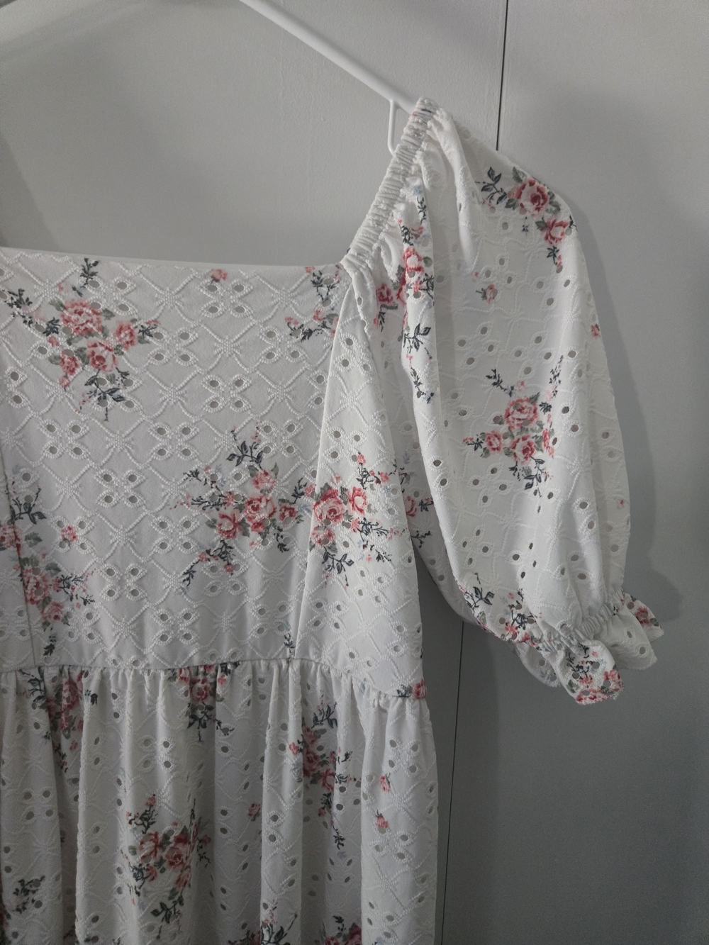 Beautees White Floral Puff Sleeve Dress with Pink Accents - Picture 5 of 9